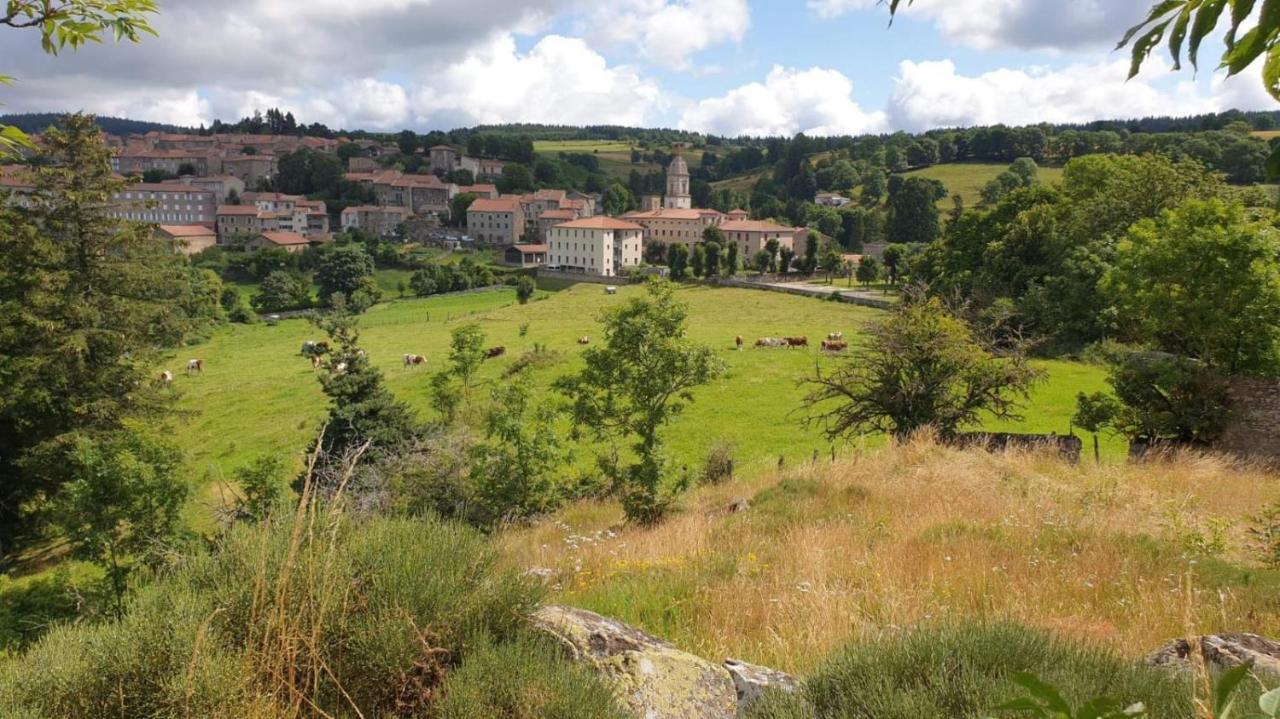 Gite Le Petit Nice Pradelles Exterior photo